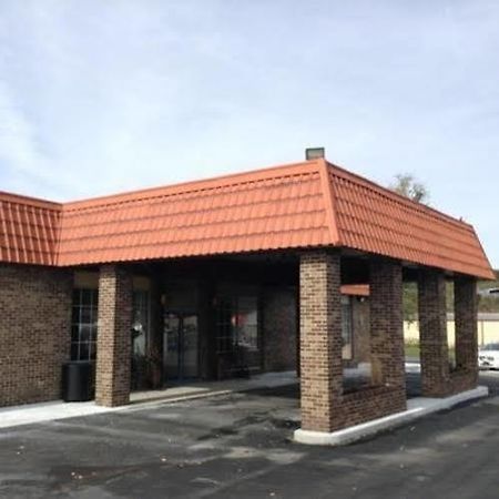 Days Inn Клиърфийлд Екстериор снимка